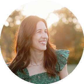 Jess, the mom behind Thriving-ish